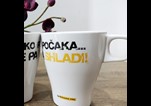 Skodelica DELO LAHKO POČAKA